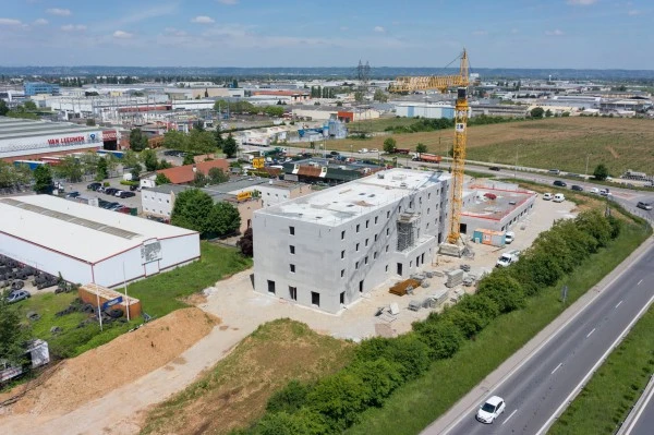Construction de locaux professionnels à Genas